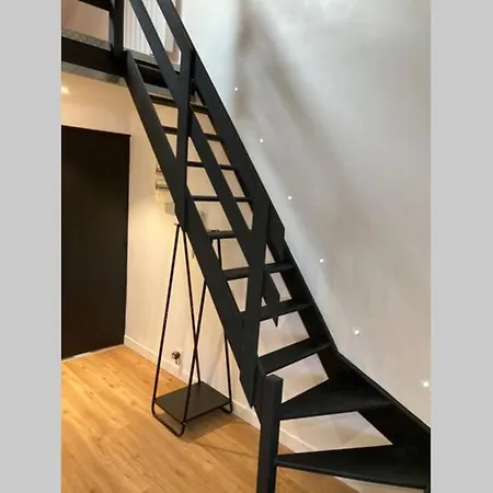 Chaleureux Dans Centre Appartement Leers
