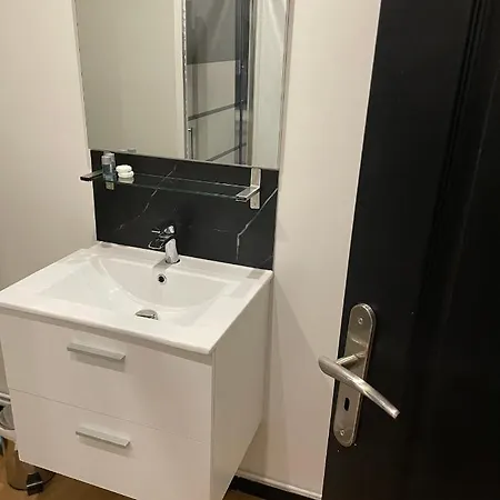 Chaleureux Dans Centre Appartement *